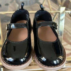 Old Navy Little Girls Shiny Black Mary Jane Shoes